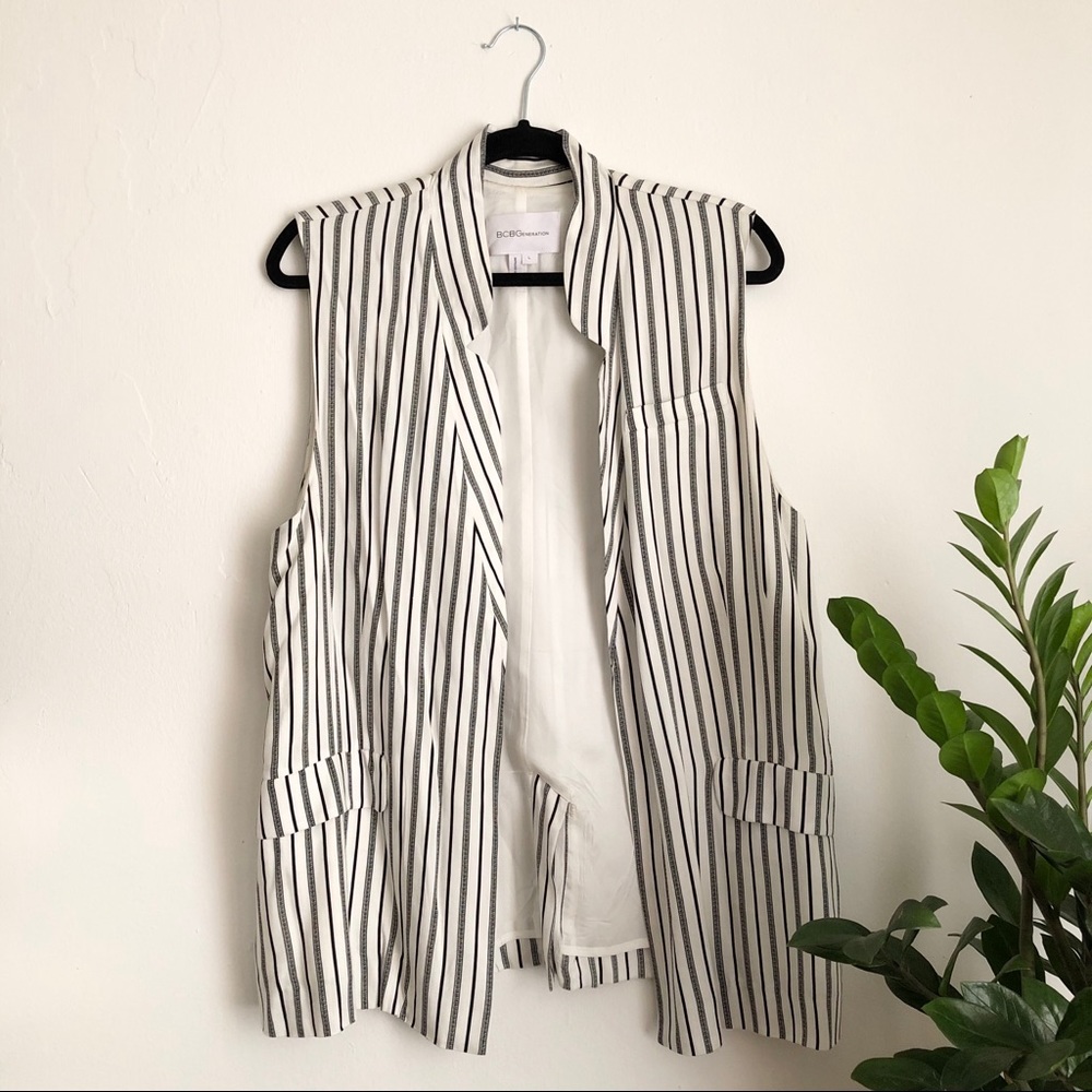 BCBGeneration White Vest with Black Stripes/Print